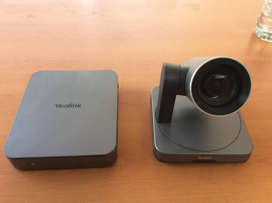 Yealink Mcore Mini PC Windows 11 IoT i5 8G/128SSD with Yealink UVC84 Camera