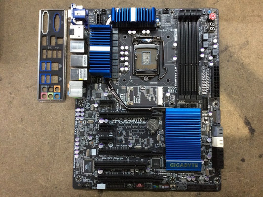 GIGABYTE GA-Z77X-UD5H Motherboard DDR3 ATX LGA 1155 DP HDMI DVI VGA Intel Z77