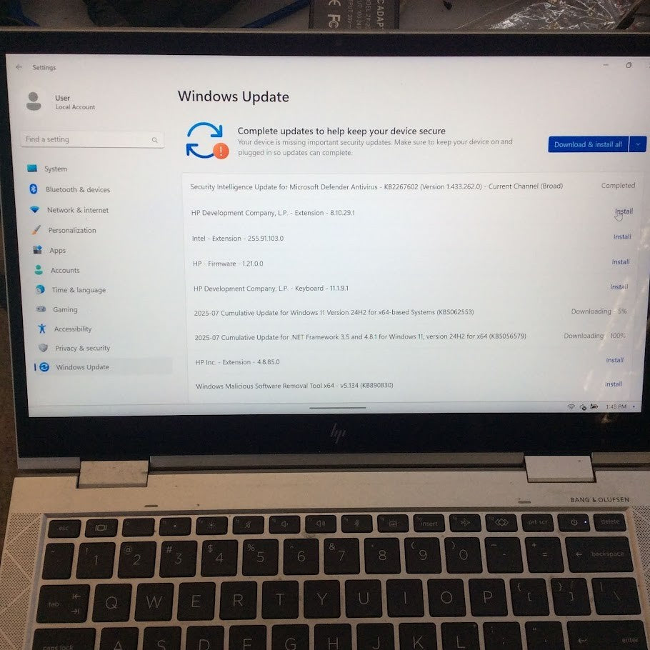 HP EliteBook 830 G8 Laptop 13.3" i5-1135G7 8GBRAM 256GBSSD HDMI USB-C Silver B