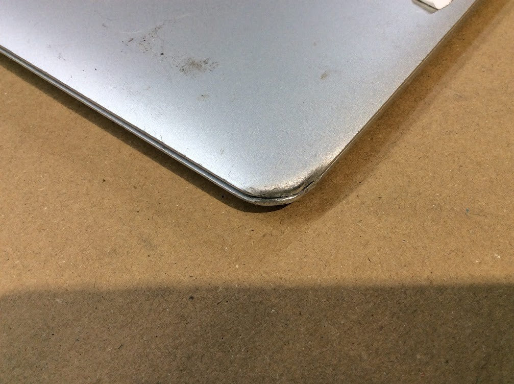 [AU Seller] Apple Macbook Air 7.2 A1466 Laptop 13.3" i5-5250U 4GBRAM 256GBSSD A-