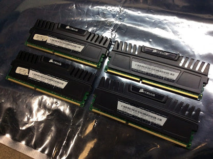 [AU]Corsair Memory Vengeance CMZ16GX3M4A1600C9 16GB Desktop Memory KIT OF 4