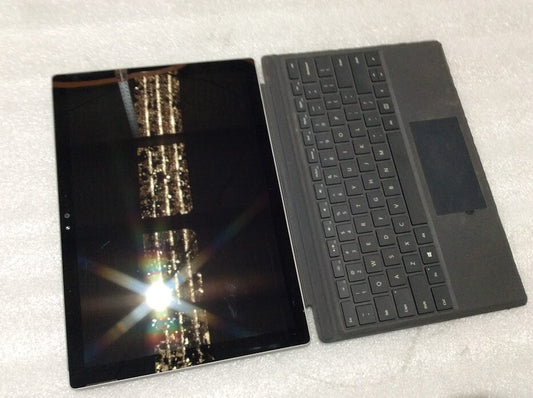 Microsoft Surface Pro 4 Laptop 12.3" i5-6300U 4GBRAM 128GBSSD USB3.0 Au Stock A-