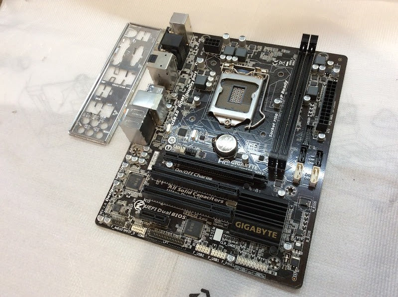 [AU]GIGABYTE GA-H81M-HD3 Motherboard microATX LGA 1150 DP DVI VGA HDMI Intel H81
