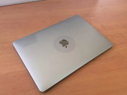 Apple M1 MacBook Air A2337 Laptop 13.3'' Apple M1 16GBRAM 500GBSSD EMC3598 A-