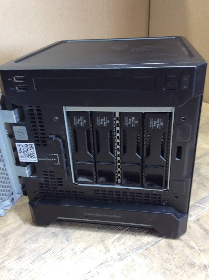 HP ProLiant MicroServer Gen8 NAS File Micro Server intel G1610T 4GBRAM NO HDD A-