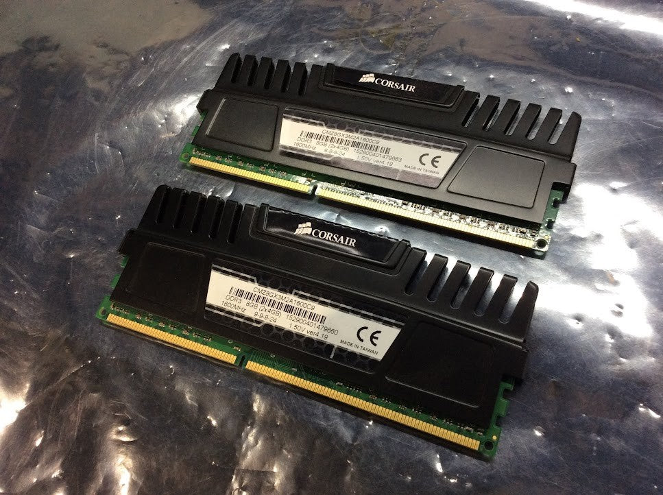 Corsair Vengeance CMZ8GX3M2A1600C9 8GB DDR3 1600MHz Desktop Memory KIT OF 2 [AU]