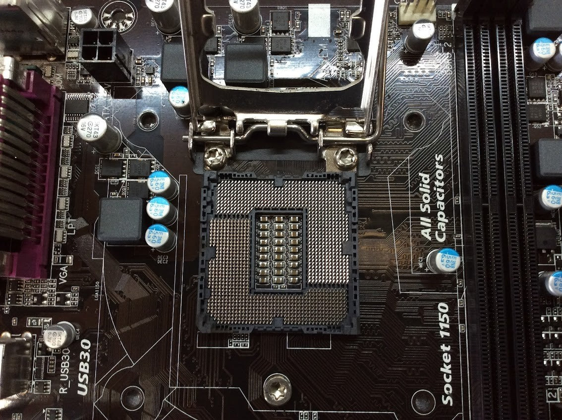 GIGABYTE GA-H81M-DS2 Motherboard microATX DDR3 LGA 1150 VGA Intel H81 [AU Stock]
