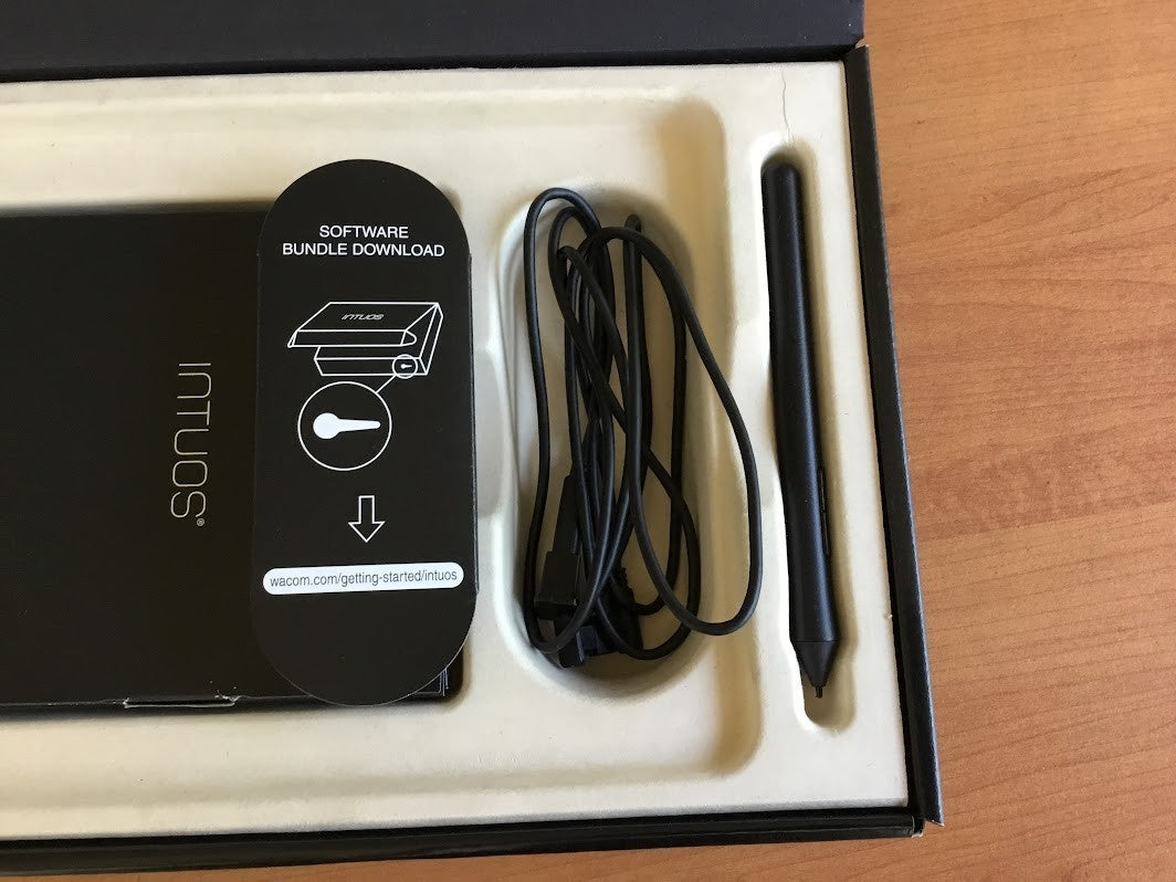 [AU] Wacom CTH-490/K2 Intuos Photo Creative Pen & Touch Tablet + Data Cable A-