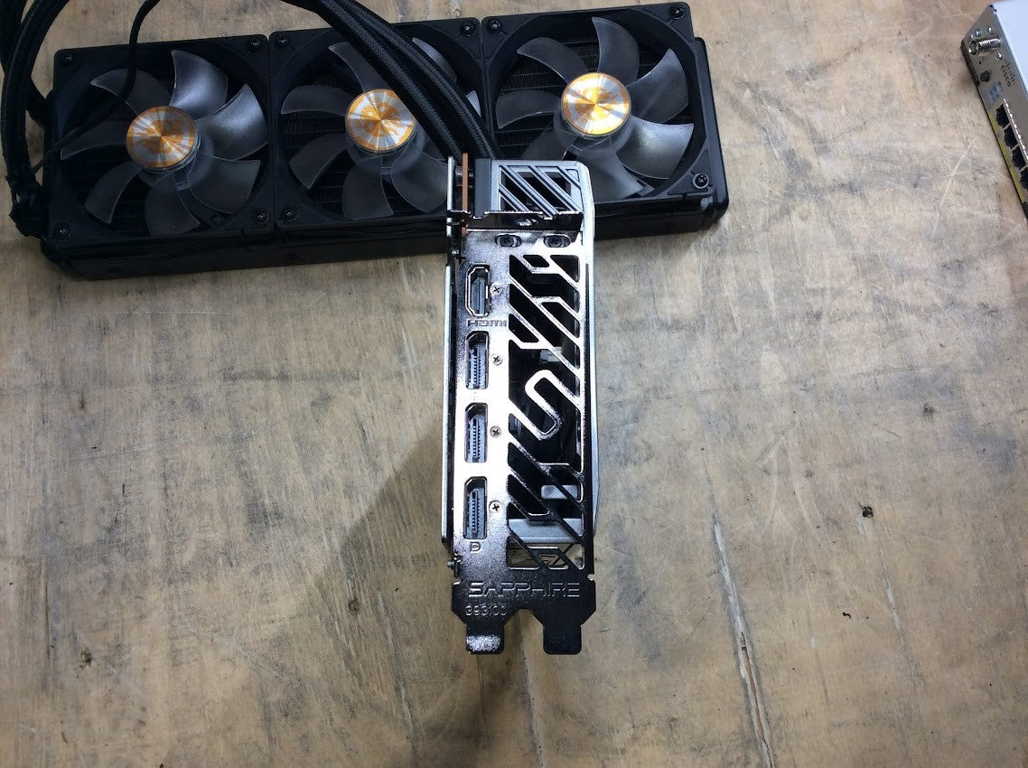 Sapphire TOXIC Radeon RX 6900 XT GAMING OC 16GB GDDR6 Liquid Cooled HDMI DP [AU]