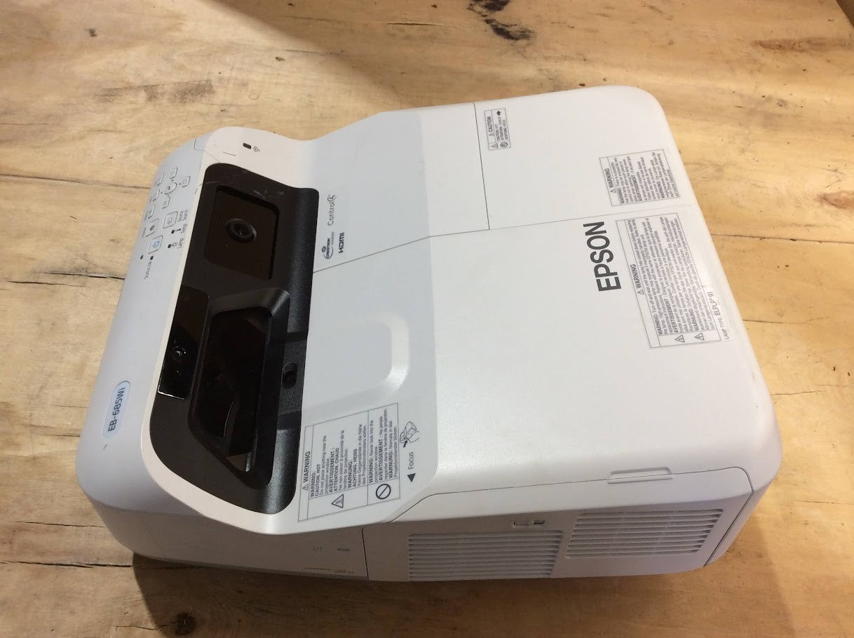 Epson EB-685Wi Ultra Short Throw Projector-Lamp Hours 1340h+Remote Control [AU]