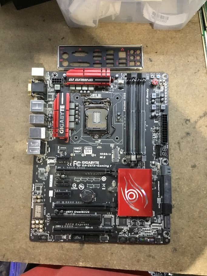 [AU] GIGABYTE GA-Z97X-Gaming 7 Motherboard ATX LGA 1150 VGA DVI HDMI Intel Z97