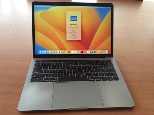 Apple MacBook Pro A1989 Laptop 13'' i7-8559U@2.7GHz 16GBRAM 512GBSSD EMC 3214 A-