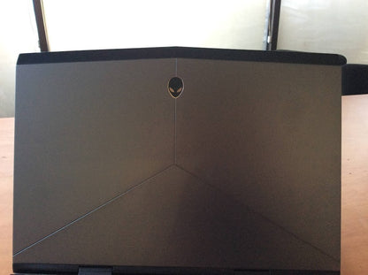Alienware 17 R4 Laptop 17.3" i7-7700HQ+GTX 1070 GPU 16GBRAM 512GBSSD+1TB USB-C B