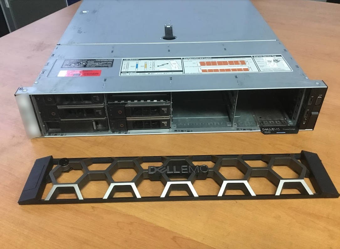 [AU]Dell PowerEdge R540 Server Xeon Silver 4208+32GBPC4+2x960GBSSD+2x600GB A-