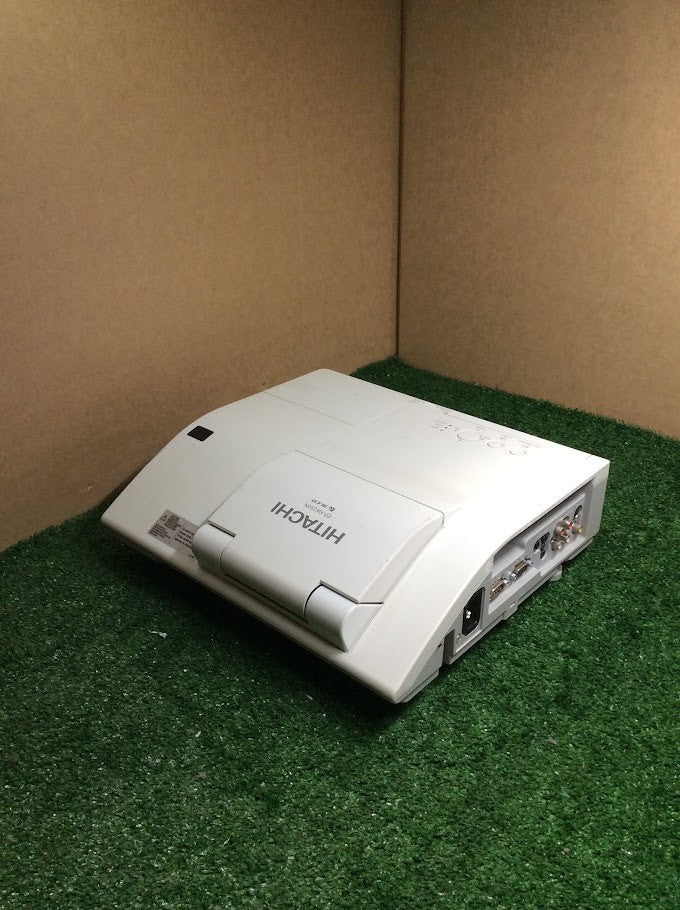 Hitachi CP-AW250N 3LCD WXGA Ultra Short Throw Projector HDMI LAMP HOURS 3544H