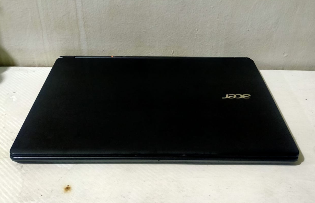 [AU] Acer TravelMate P446 Z8C Laptop 14" i5-5200U 8GBRAM 500GB USB3.0 Win11 A-