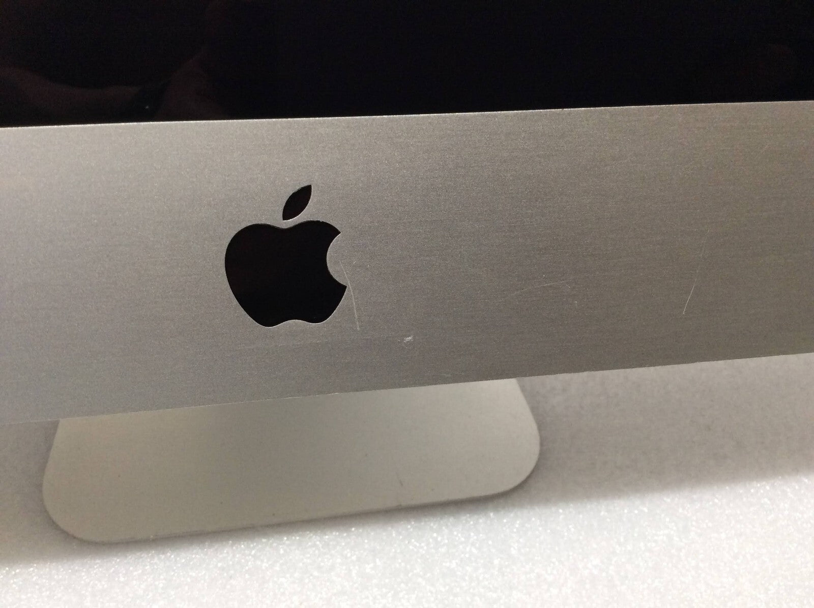 Apple iMac A1311 AIO 21.5'' Intel Core 2 Duo E7600 8GBRAM 500GB EMC2308 Silver