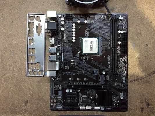 GIGABYTE GA-A320M-S2H V2 DDR4 microATX AMD B350 Socket AM4 with AMD R3 3200G+Fen