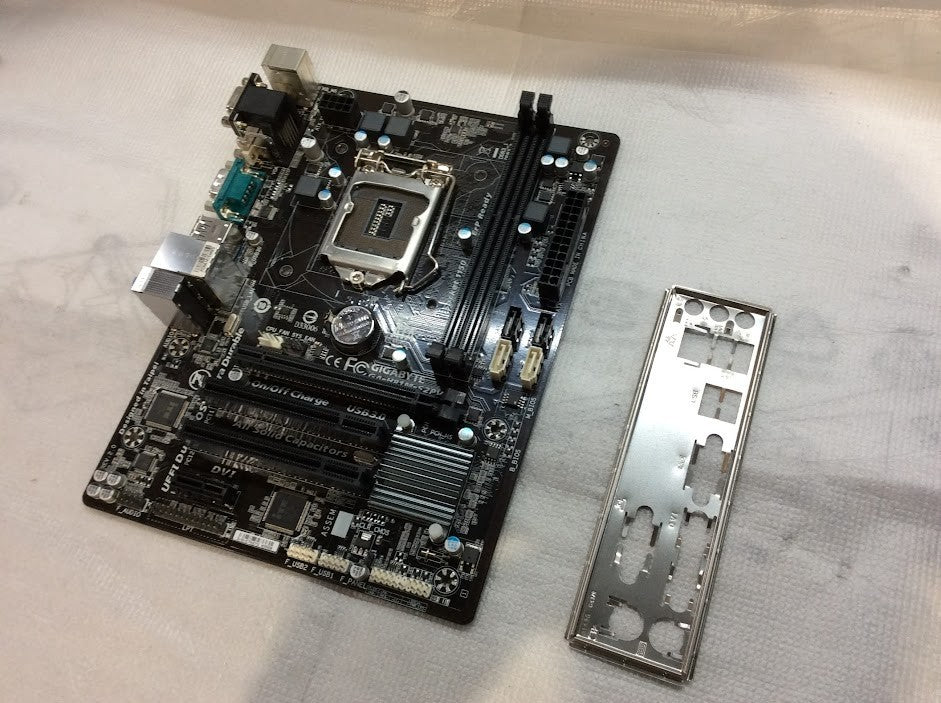 GIGABYTE GA-H81M-S2PV Motherboard mATX DDR3 LGA 1150 VGA DVI Intel H81 [AU]