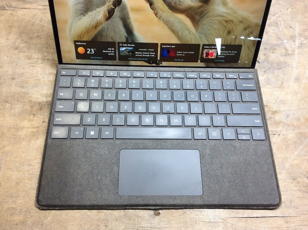 Microsoft Surface Pro 8 1983 12.3'' i5-1145G7 16GBRAM 256GBSSD Touch Win11 A-