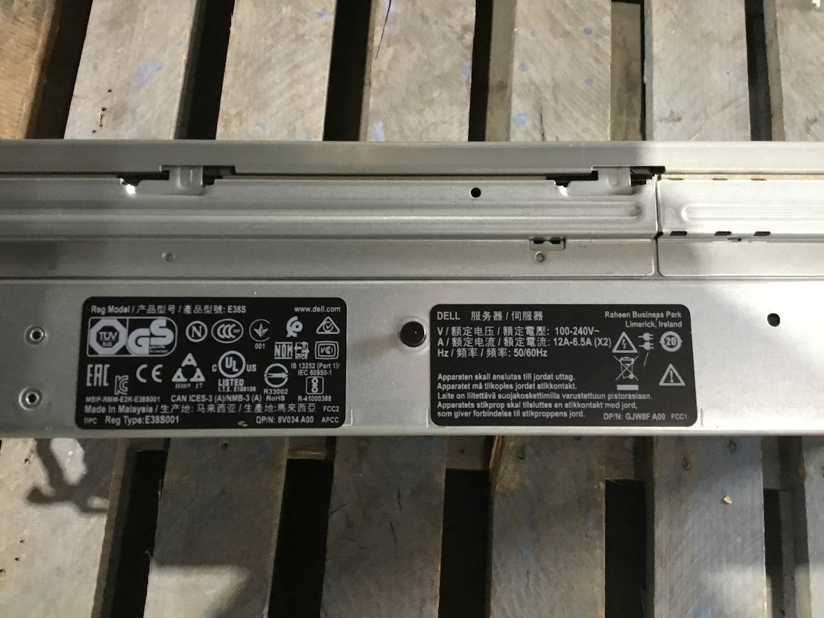 Dell EMC R740 Server with 2x Gold 6130 Raid Card isp2532/qle2562 8GB 0GBHDD A-