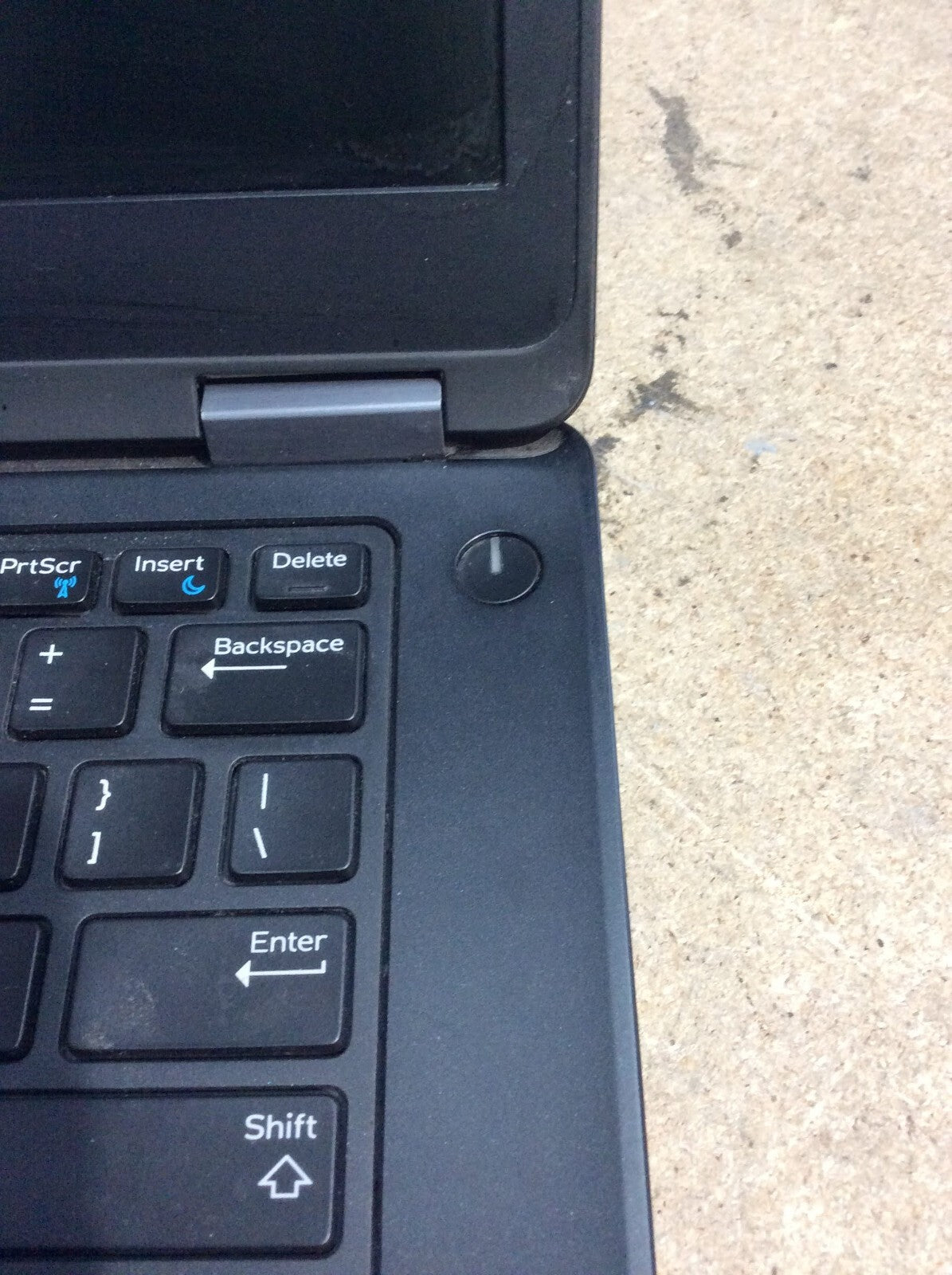 DELL Latitude E5470 Laptop 14'' i5-6300U@2.40GHz 8GBRAM 500GBSSD USB 3.0 HDMI A-