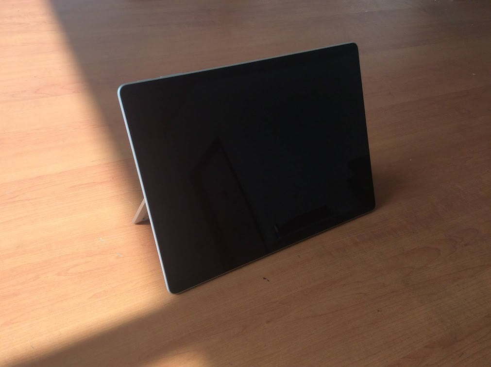 [AU]Microsoft Surface Pro 9 Tablet 13" i5-1245U 8GBRAM 128GBSSD USB-C Win11 A+