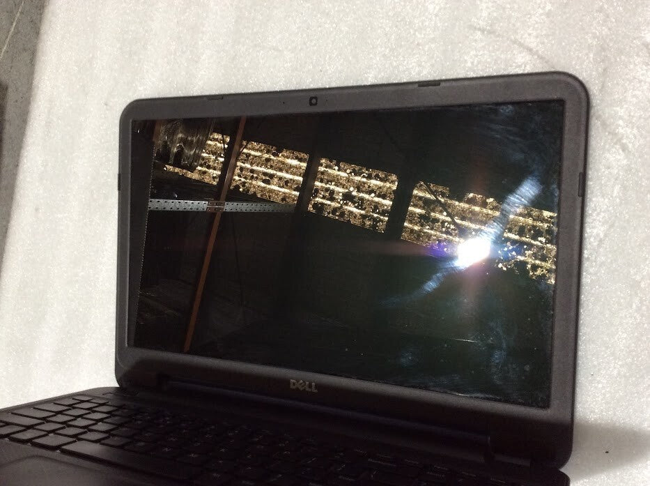 DELL Inspiron 3531 Laptop 15.6" Intel N2830 4GBRAM 500GBHDD HDMI USB2.0 Black B
