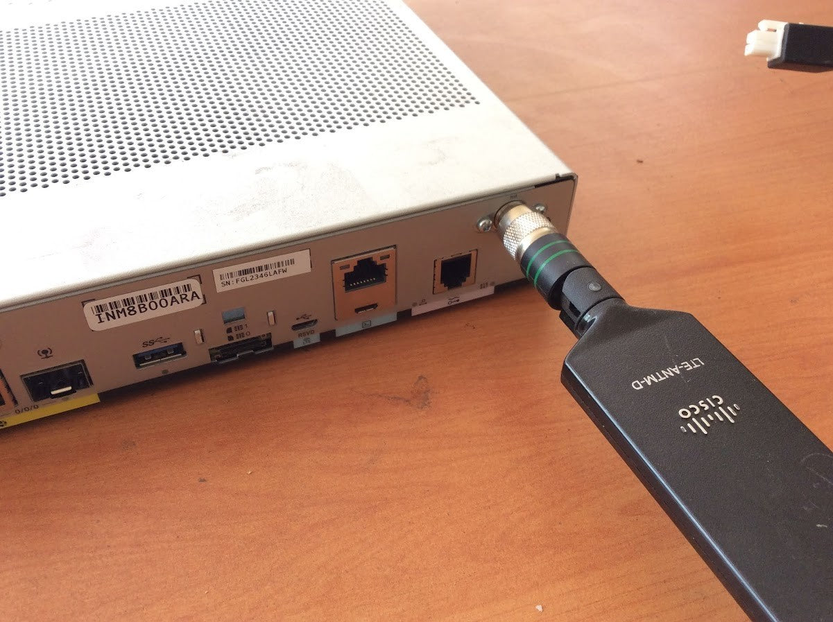 Cisco C1117-4PLTELAWZ V2 ISR 1100 Router + 4G LTE Antenna + PSU Wi-Fi Tested