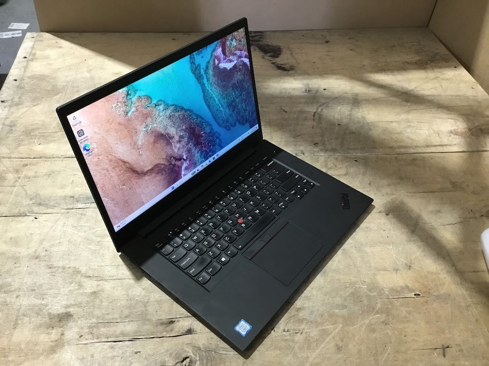 Lenovo ThinkPad X1 Extreme Laptop 15.6" i7-9750H 16GBRAM 512GBSSD USB-C Win11 B