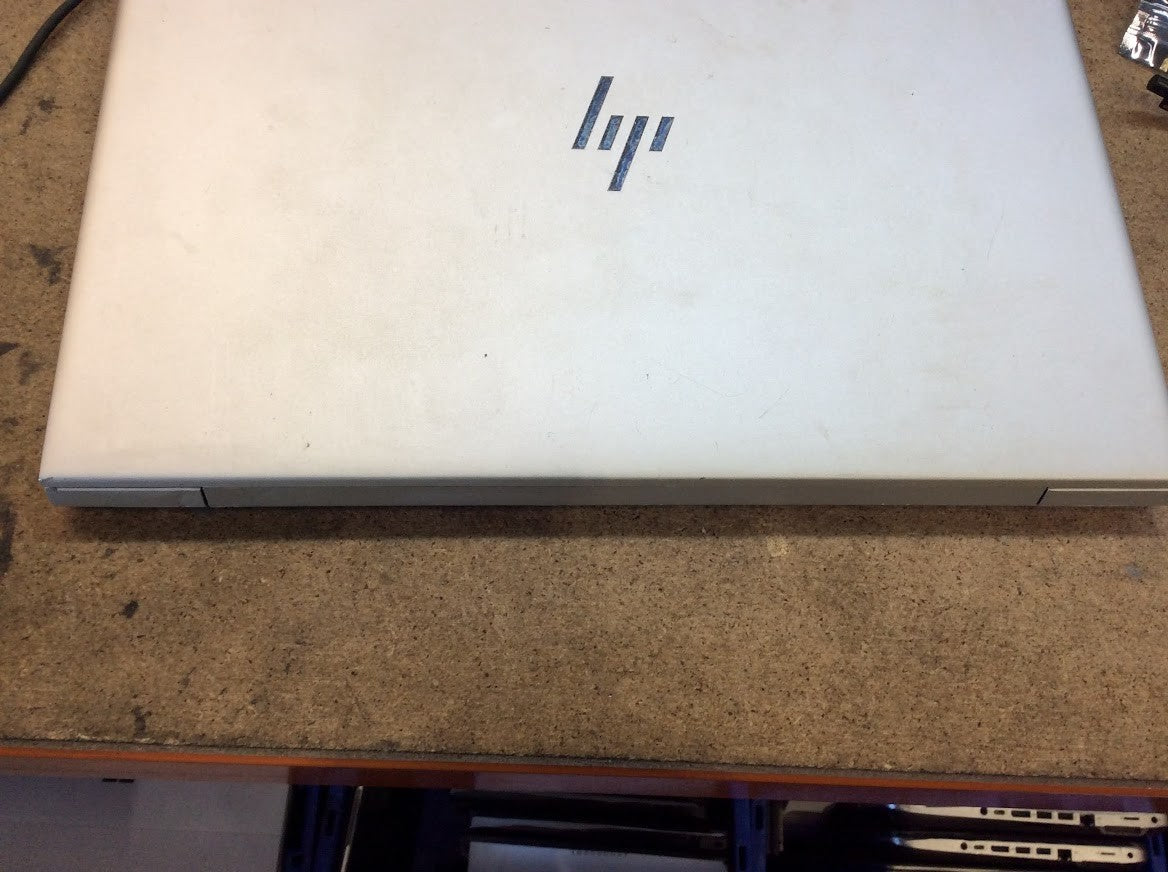 HP EliteBook 840 G5 Laptop 14'' i5-8350U 4GBRAM 256GBSSD HDMI Silver Au Stock A-