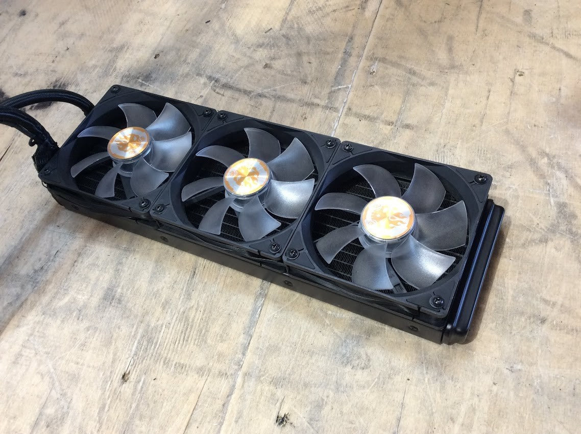 Sapphire TOXIC Radeon RX 6900 XT GAMING OC 16GB GDDR6 Liquid Cooled HDMI DP [AU]