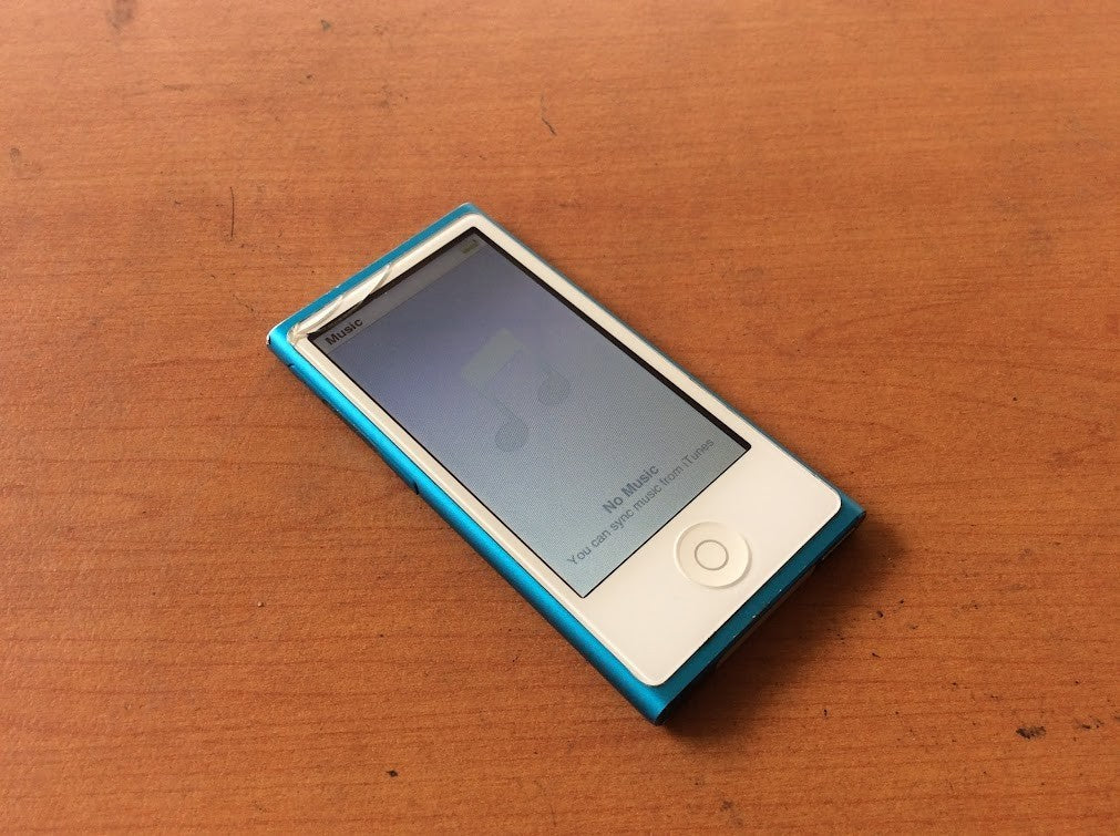 [AU Seller] Apple iPod Nano 7th Generation A1446 16GB Light blue - Tested A-