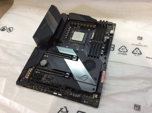 【AU Sell】ASUS ROG Crosshair VIII Hero (WI-FI)  AMD X570 ATX  + Ryzen 9 3950x CPU