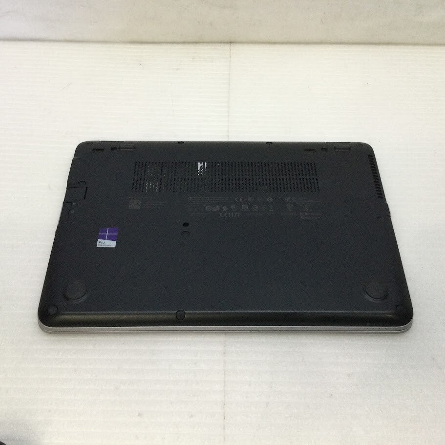 HP EliteBook 820 G3 Laptop 12.5" i5-6300U 8GBRAM 256GB DP VGA USB-C Silver A-