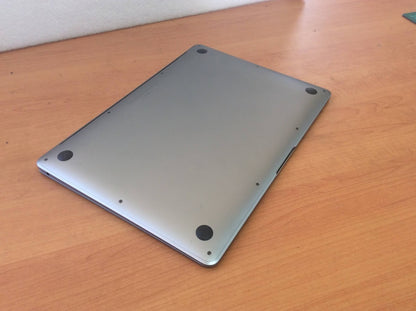 Apple M1 MacBook Air A2337 Laptop 13.3'' Apple M1 16GBRAM 500GBSSD EMC3598 A-