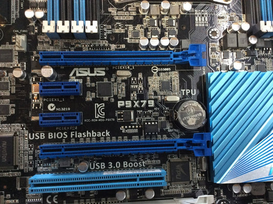 ASUS P9X79 Motherboard LGA 2011 DDR3 ATX Intel X79 + i7-3820 CPU [AU Seller]