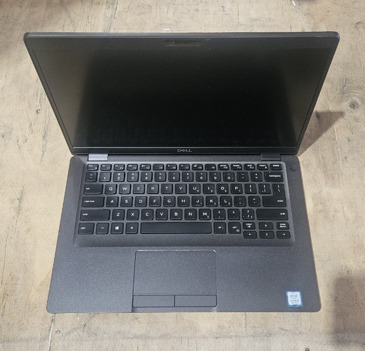 DELL Latitude 5400 Laptop 14'' i5-8265U@1.60GHz 8GBRAM 256GBSSD HDMI USB-C A-