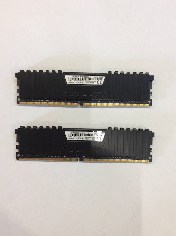 Corsair Vengeance 32GB (2 x 16GB) DDR4 CMK32GX4M2A2666C16 2666MHz Desktop Memory