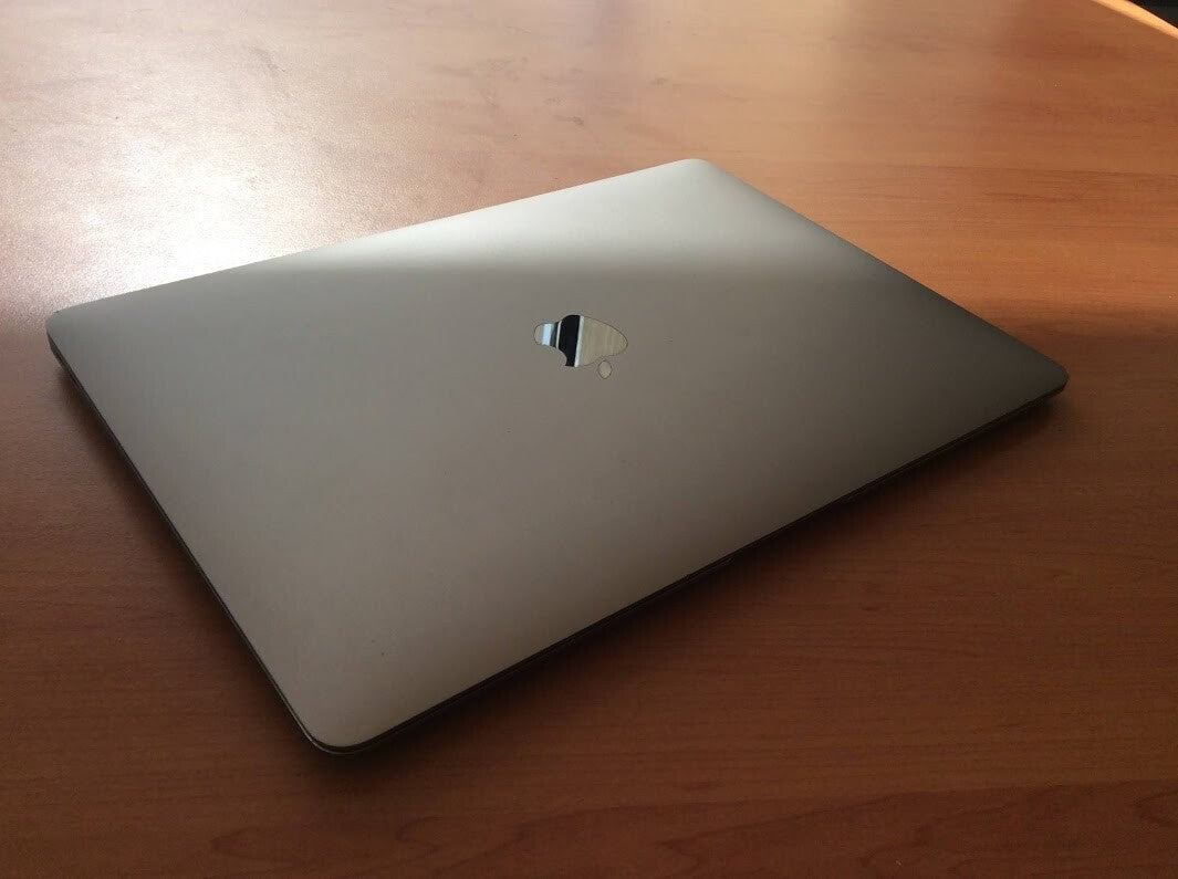Apple MacBook Air A2179 Laptop 13" i5-1030NG7 16GBRAM 256GBSSD EMC3302 Silver A-