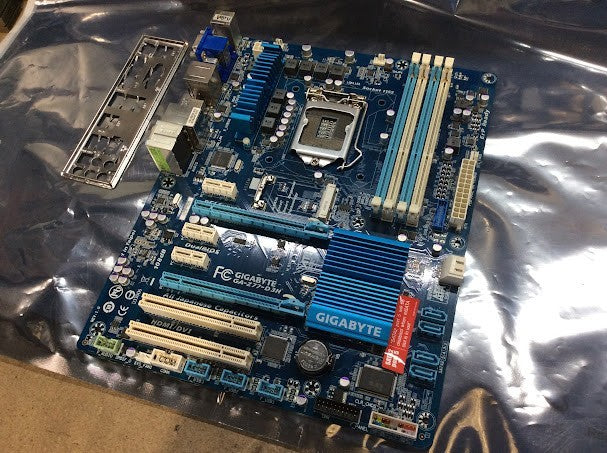 GIGABYTE GA-Z77-D3H Motherboard ATX DDR3 LGA 1155 HDMI DVI VGA Intel Z77 [AU]
