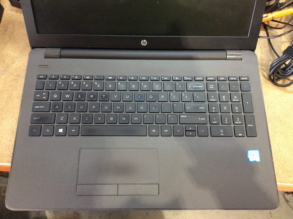 HP 250 G6 Laptop 15.6'' i5-7200U 4GBRAM 256GB HDMI VGA USB3.0 Black Au Seller B