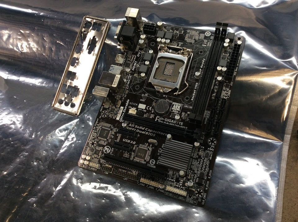 GIGABYTE GA-H97M-HD3 Motherboard microATX DDR3 LGA 1150 VGA HDMI DVI Intel H97