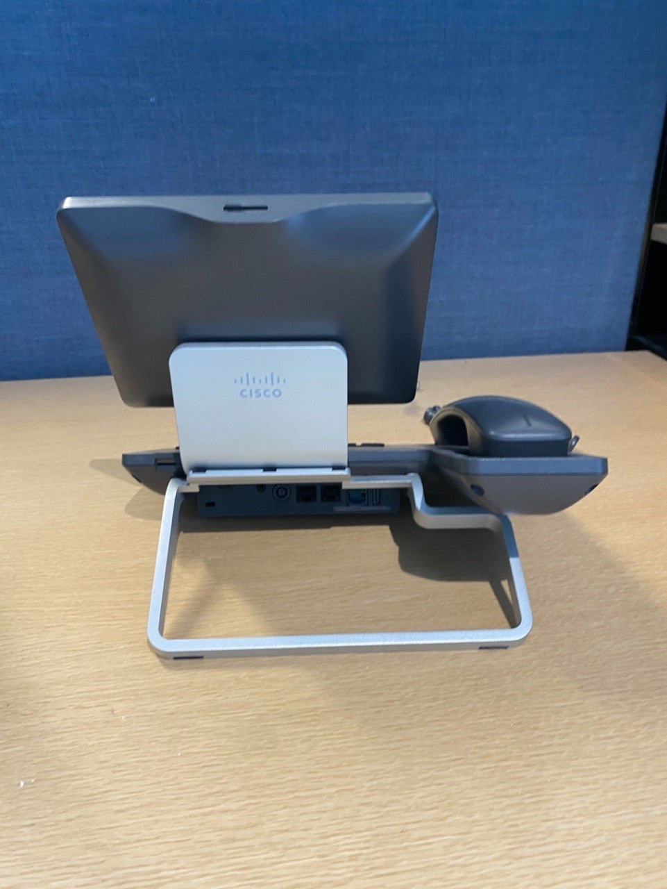 [AU] Cisco DX650 IP Phone CP-DX650-K9 Desktop Phone w/Stand & Handset Reseted