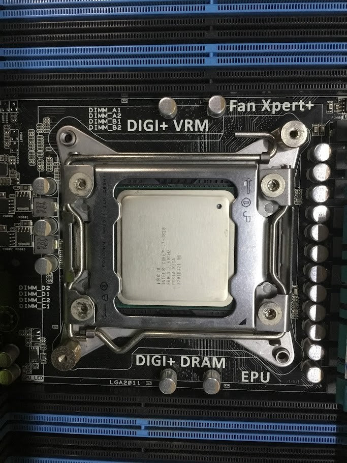 [AU] ASUS P9X79 Motherboard ATX LGA 2011 Intel X79 RJ-45 With CPU Intel i7-3820