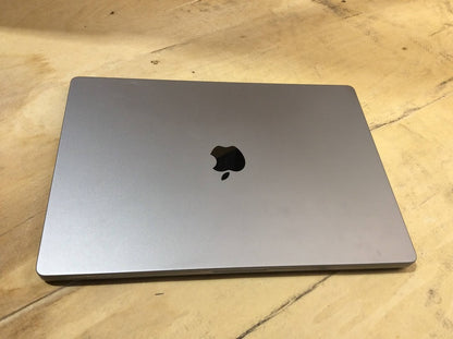 Apple MacBook Pro A2485 Laptop 16'' M1 PRO 32GBRAM 1TBSSD USB-C [AU Seller] B