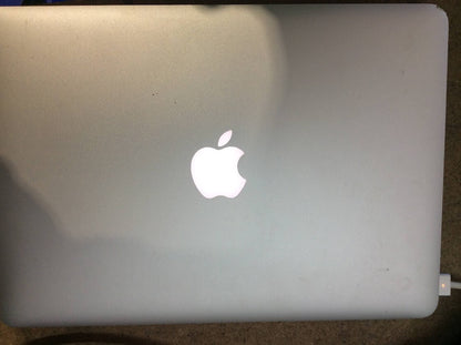 Apple MacBook Pro A1502 Laptop 13.3" i5-5257U@2.70GHz 8GBRAM 256GBSSD EMC2835 A-