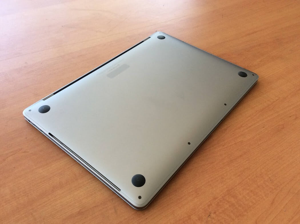 Apple MacBook Pro A1989 Laptop 13.3'' i7-8559U 16GBRAM 512GBSSD EMC 3214 A-