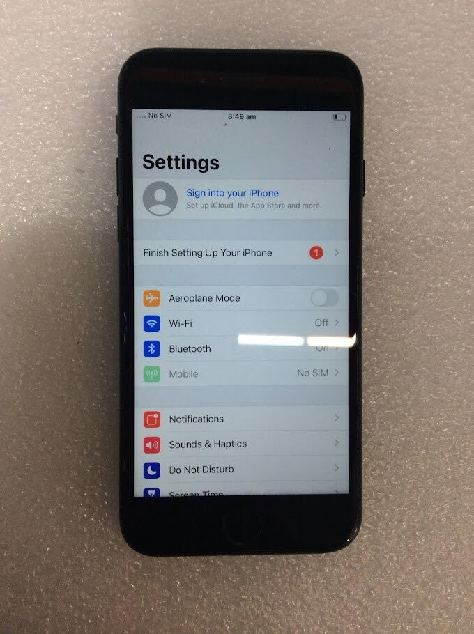 Apple A1778 iPhone 7 Phone 4.7'' 32GB Wi-Fi Bluetooth Touch Black Au Seller A-