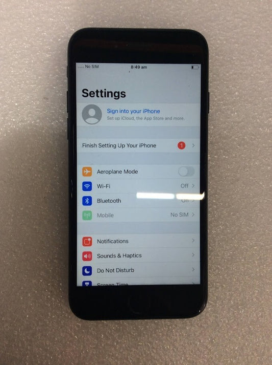 Apple A1778 iPhone 7 Phone 4.7'' 32GB Wi-Fi Bluetooth Touch Black Au Seller A-